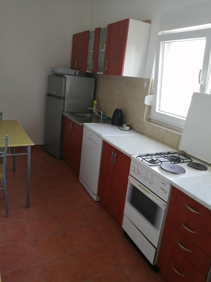 Apartments Mirana ลิยูบาช ภายนอก รูปภาพ