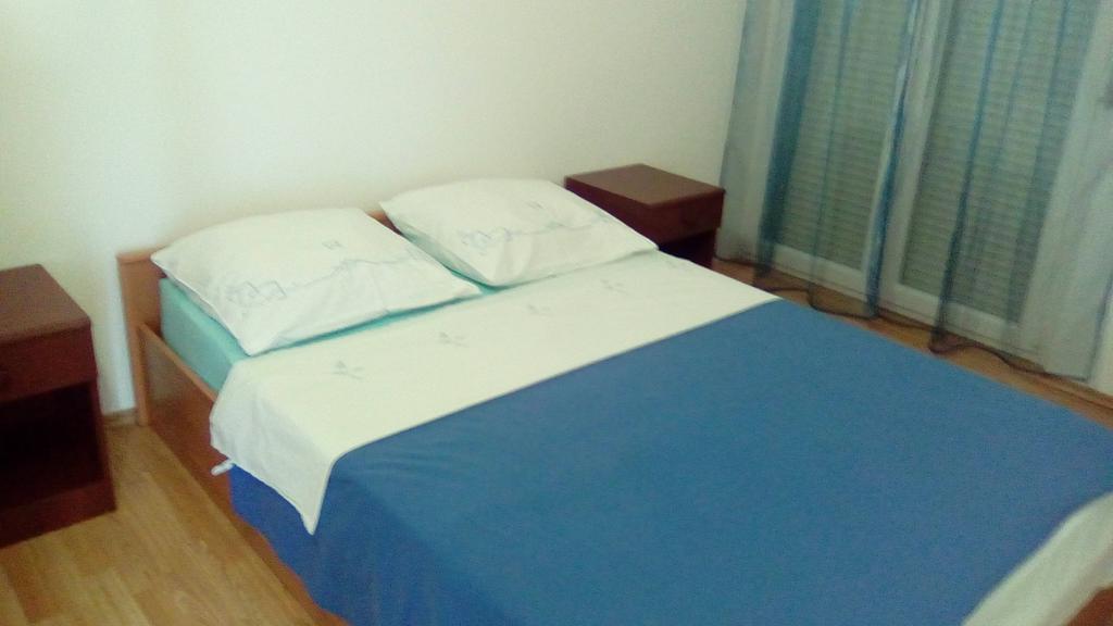 Apartments Mirana ลิยูบาช ภายนอก รูปภาพ